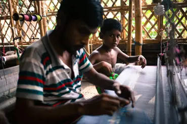 Jak se vyrábí značkové oblečení v Bangladéši: Nelidský přístup i dětští "otroci"