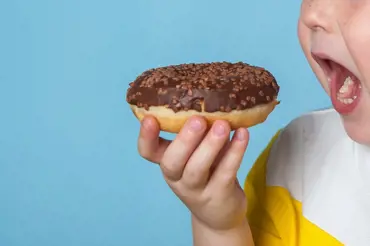 Mýty o dětském jídle: Takhle už je nekrmte, budou tlusté
