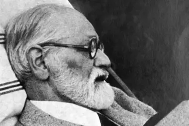 Přešlapy slavného Sigmunda Freuda: Závislost na morfiu léčil kokainem