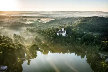 Nejkrásnější hrady a zámky středních Čech