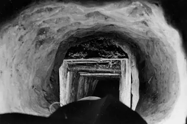 Obří síť tunelů pod Saharou zaskočila vědce. Stvořila je tajemná civilizace s podivným pohlavím