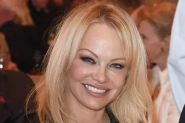 Pamela Anderson (52): Čas její velké slávy už pominul, čím se živí herečka nyní?