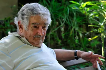 Nejchudší prezident světa J. Mujica: Plat rozdal chudým a cizincům by pro smích