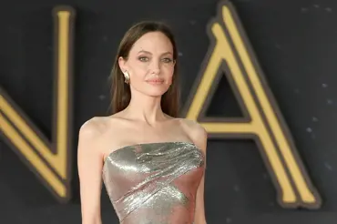 Nejlépe placené ženy roku 2021: Vyhrála Jennifer Lawrence, nebo Angelina Jolie?