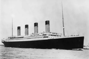 Vědci zveřejnili utajované první záběry potopeného Titaniku. Podívejte se na vzácnou nahrávku