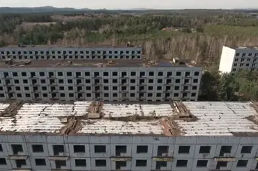 V českém Černobylu je půda nasáklá jedy. Z vojenské oblasti Ralsko - Ploužnice je město duchů