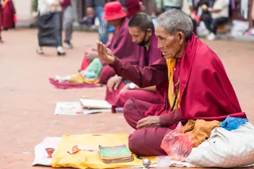 Mniši v Tibetu žijí ještě tři týdny po smrti. Věda pro podivný stav nenachází logické vysvětlení
