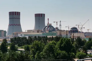 Rusové jako první spouštějí do provozu reaktor nejnovější generace