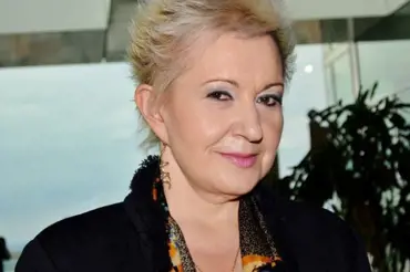 Pěvkyně Eva Urbanová má 59. narozeniny. Zdá se, že vyhrála svůj celoživotní boj