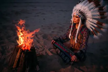 Proroctví sedmi ohňů: Indiáni přesně popsali vývoj světa. Lidstvo stojí před těžkou volbou