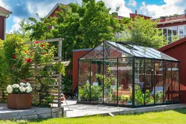 Jak připravit zahradní skleník na jaro 