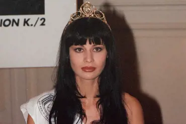 Jak dnes vypadá Miss 1992 Pavlína Babůrková? Je z ní starostka a pětinásobná máma, s manželem mají Itálii