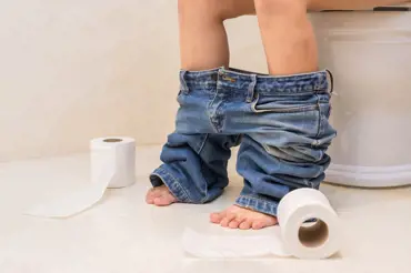 Jak používat toaletní papír: Špatný směr utírání působí záněty  a infekce, varuje lékařka