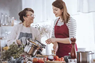 Jak nejlépe zahustit polévku: Zapomenutý trik našich babiček byl nejlepší