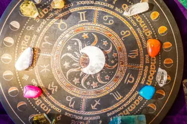 Horoskop magických kamenů: Který kámen přísluší vašemu znamení a pomůže na těle