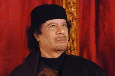 Podivné Kaddáfího chování při zahraničních návštěvách: Na Konopišti způsobil šok
