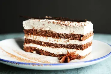 Luxusní nepečený dort ze 3 ingrediencí: Lahodný a hotový bleskem
