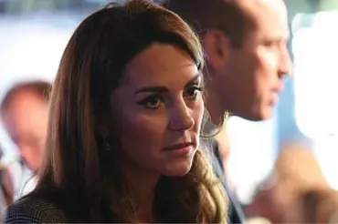 Kate Middleton vzteky bez sebe: Williamovi zatrhla usmíření s Harrym a Meghan