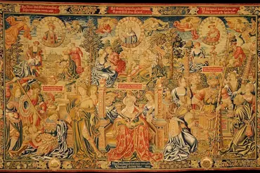 Záhada tapisérie z roku 1538: Prohlédněte si objekty v horní části. Co vidíte?