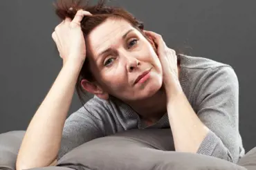 Trápí Vás nepříjemné příznaky menopauzy? Víme, jak se jich zbavit