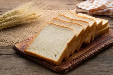 Domácí toustový chleba: S tímto trikem žádnou domácí pekárnu nepotřebujete