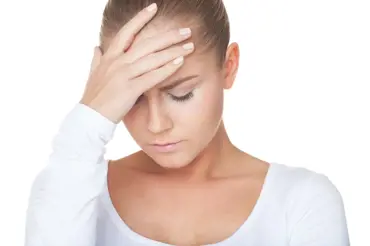 Odborník: Migréna nic není, nebezpečné je, když při bolesti hlavy nemůžete sedět