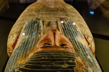 Vědci našli těhotnou mumii s dokonale zachovaným plodem. Podívejte se na video