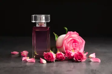 Parfémová květomluva: Co o vaší povaze prozradí oblíbená vůně