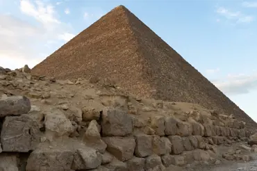 Jak Egypťané přepravovali obří kvádry na pyramidy: Zcela jednoduše, tvrdí vědci