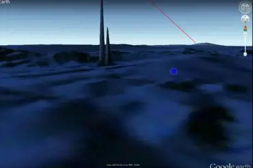 Google Earth našel na dně oceánu obří objekt. Mrakodrap větší než pyramidy vyvolal šílenství