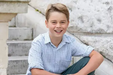 Neuvěřitelná podoba: Princ George vypadá úplně jako William, když mu bylo 10 let