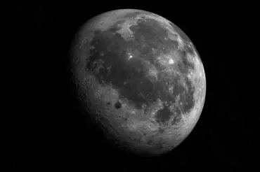 Kdysi Měsíc míval hustou atmosféru a mohl hostit život. Vědci doufají v nový převratný objev