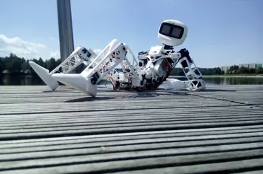 Stopující robot na trase z Jablonce do Pehřimova otestuje laskavost Čechů