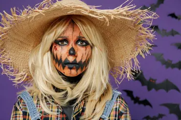 Nejbláznivější halloweenské masky celebrit. Víte, odkud se svátek vzal?