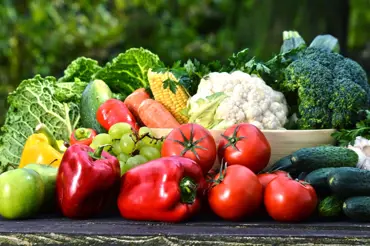 Jak správně použít jedlou sodu na okurky, rajčata a papriky: Teď ji potřebují