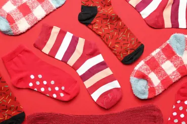 Přebývají vám doma nějaké ponožky? Pro domácnost je to požehnání, takto je využijete