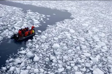 Podívejte, co zbude ze Země, když roztaje Antarktida. Masa vody může vychýlit i zemskou osu