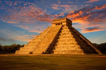 Co se ukrývá v mayských pyramidách: Poklady temnější a cennější než v egyptských