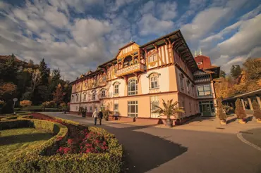 Odhalte krásy Východní Moravy! Zlínsko ohromí milovníky architektury, frgálů, slivovice. Baťova vila láká