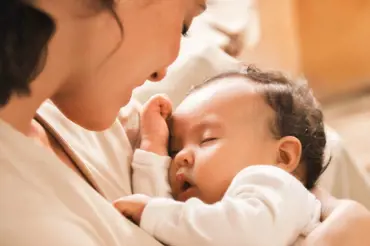 Novorozenci mají velmi citlivou kůži, ale i starší děti potřebují zvláštní péči