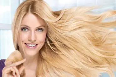 Jarní péče o vlasy: Ať vaše vlasy znovu rozkvetou!
