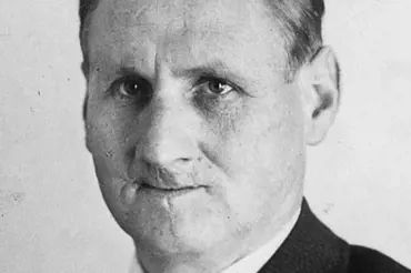 August Hirt: Lékař z Osvětimi si zřídil sbírku lidských konzervovaných těl