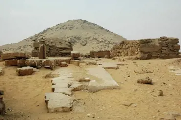 Čeští vědci odhalili záhadu pyramidy v Sakkáře. Patřila mocné neznámé královně