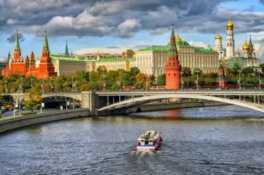 25 let od rozpadu SSSR: V Rusku se střídají desetiletí úpadku a růstu