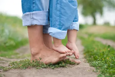 Proč mají děti ploché nohy, cviky pro správný tvar klenby