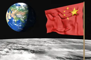 K čínské družici se připojil záhadný objekt a zase zmizel. NASA vysvětlení nemá, Čína mlčí