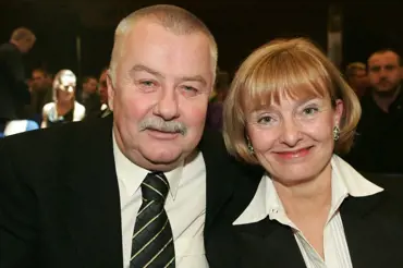 Poslední rozloučení s Potměšilem: Vdova Jaroslava Brousková splní jeho přání