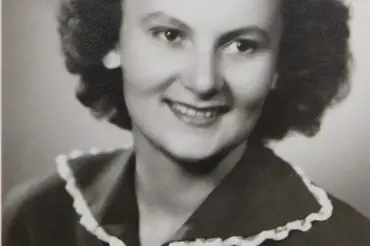 V roce 1945 zachránila děti z Údolí smrti. Setkala se s nimi na sklonku života