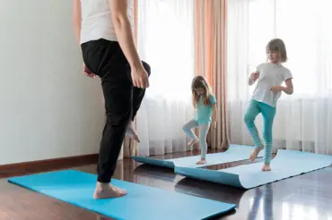 Jak cvičit jógu s malými dětmi, 4. díl