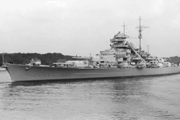 Německá loď Bismarck byla nejobávanějším plavidlem 2. sv. války. Prohlédněte si její hrůzný vrak